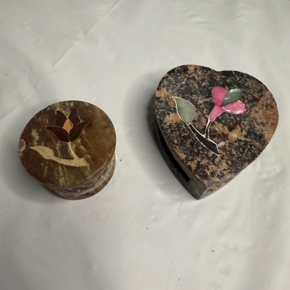 Vintage Soapstone Trinkets Floral Inlay - Picture 1 of 10